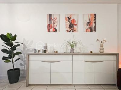 Pavillon - 80 m² - 4 pièces