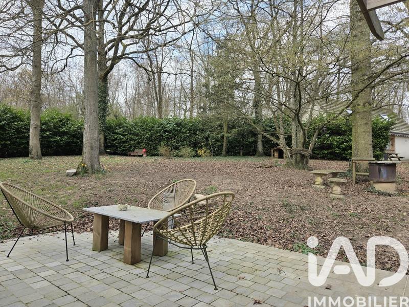 Maison - 210 m² - 8 pièces