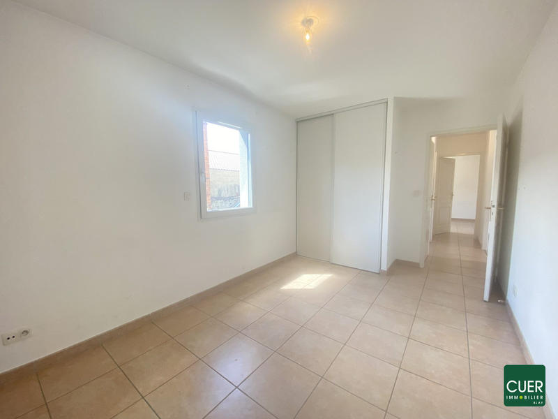 Appartement - 81 m² - 3 pièces