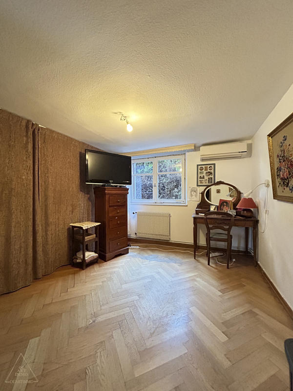 Maison - 196 m² - 6 pièces