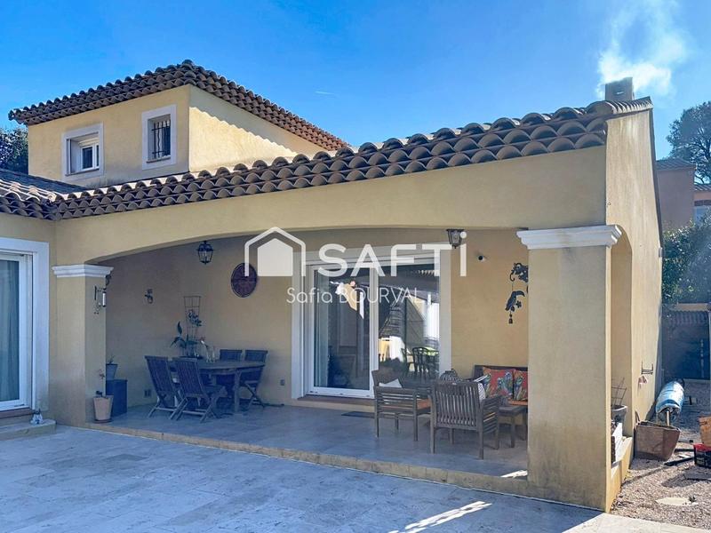 Villa - 190 m² - 6 pièces