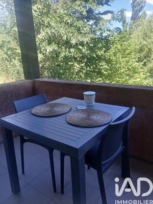 Studio - 30 m² - 1 pièce