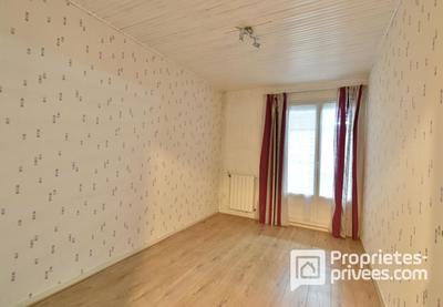 Maison - 96 m² - 5 pièces