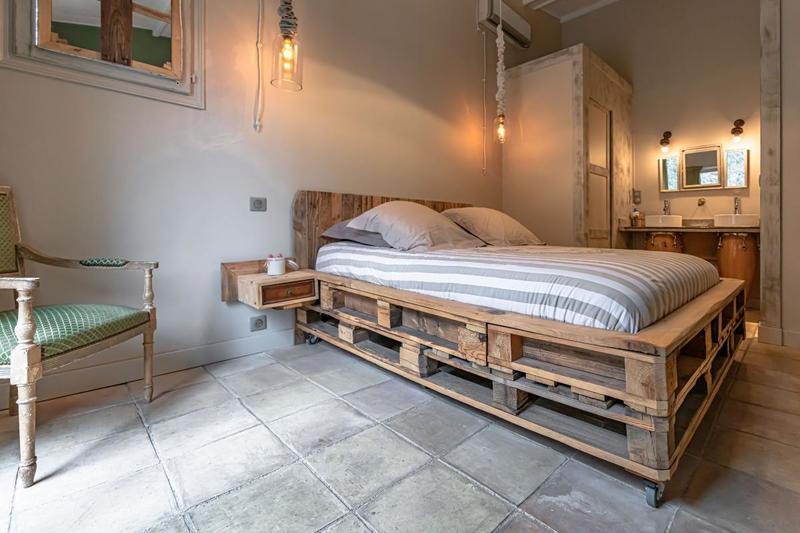 Villa - 208 m² - 6 pièces