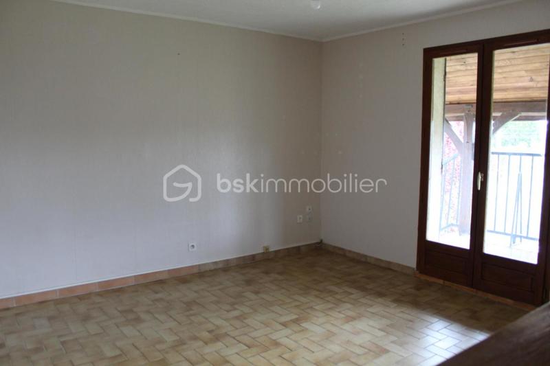 Maison - 238 m² - 13 pièces