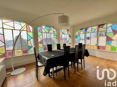 Maison - 205 m² - 5 pièces