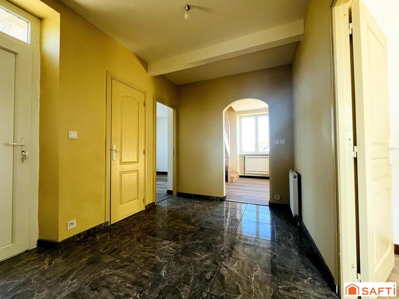 Maison - 105 m² - 5 pièces