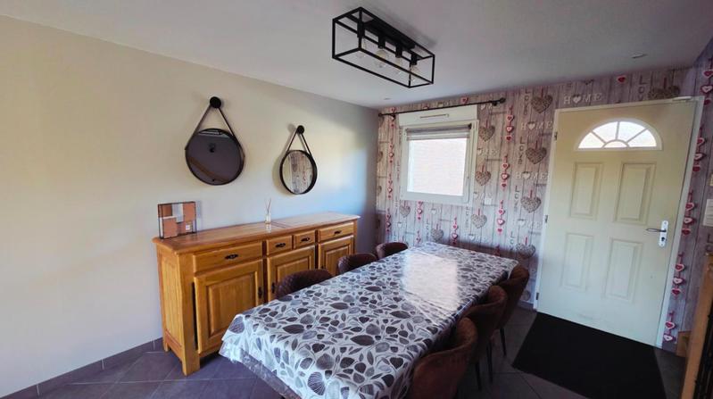 Maison - 80 m² - 5 pièces