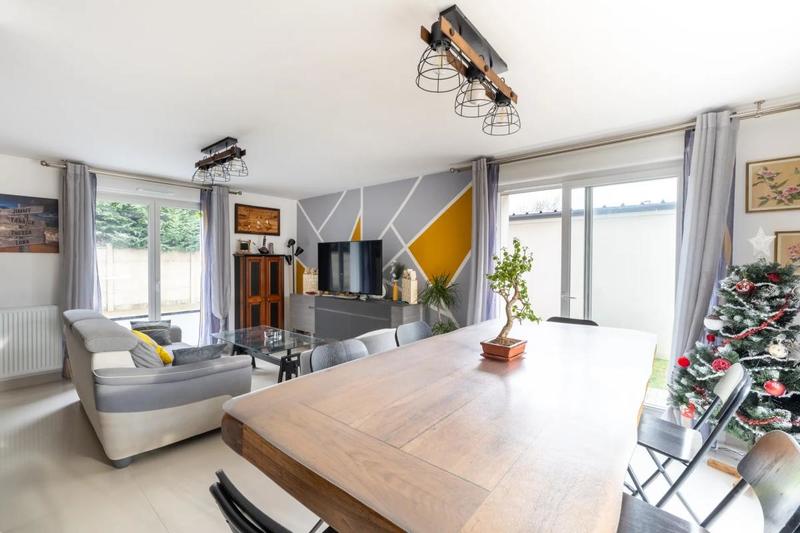 Maison - 118 m² - 5 pièces