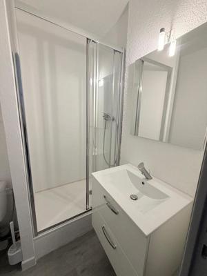 Studio - 15 m² - 1 pièce