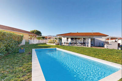 Maison - 105 m² - 5 pièces