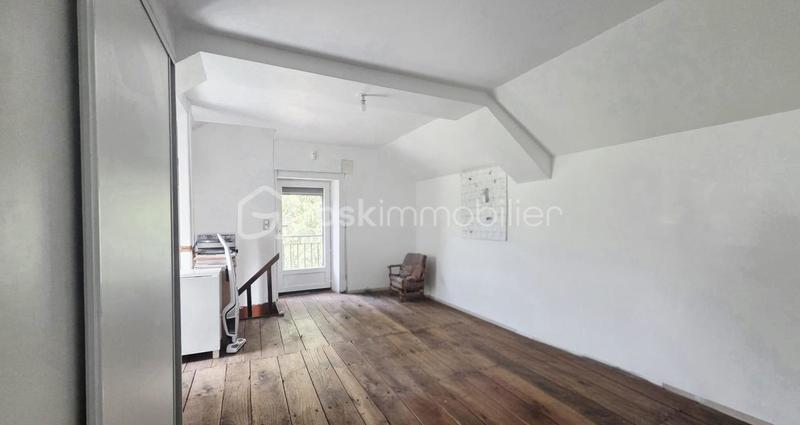 Maison en pierre - 100 m² - 4 pièces