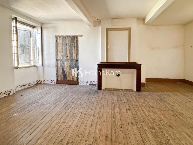 Maison ancienne - 165 m² - 6 pièces