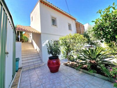 Maison - 84 m² - 4 pièces