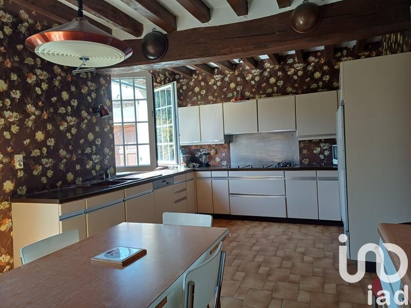 Maison - 209 m² - 11 pièces