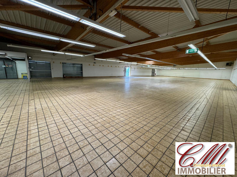 Local commercial - 800 m²