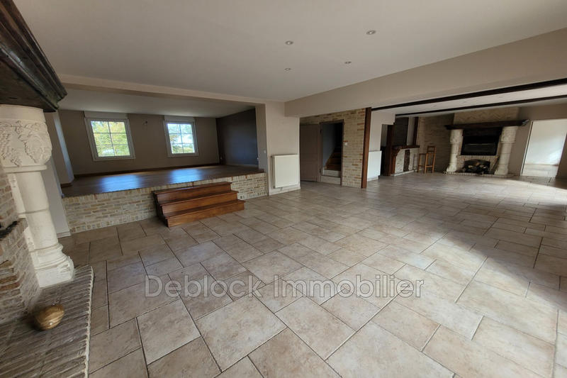 Maison - 265 m² - 6 pièces