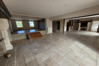 Maison - 265 m² - 6 pièces