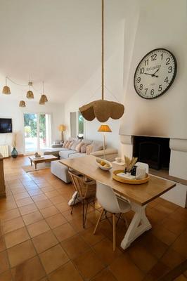 Maison - 163 m² - 8 pièces