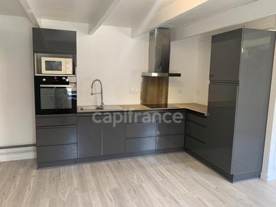Maison - 85 m² - 5 pièces