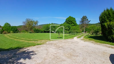 Maison - 144 m² - 7 pièces