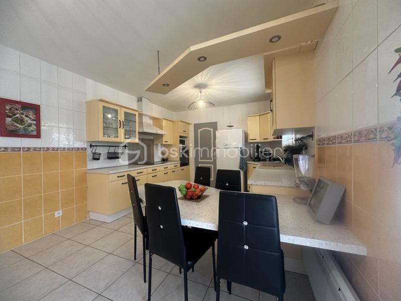 Maison - 160 m² - 7 pièces