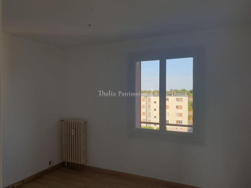 Appartement - 88 m² - 5 pièces