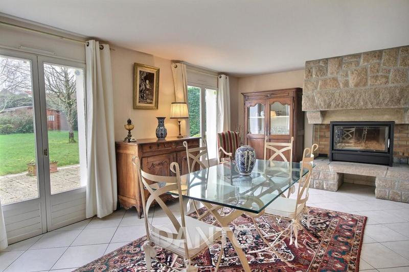 Maison traditionnelle - 127 m² - 6 pièces