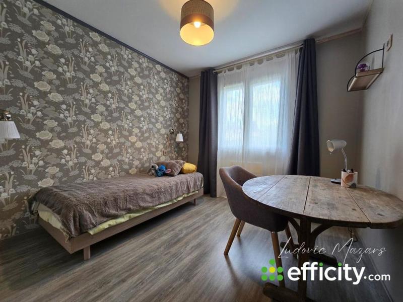 Maison - 120 m² - 5 pièces