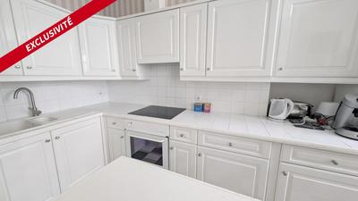 Appartement - 85 m² - 3 pièces