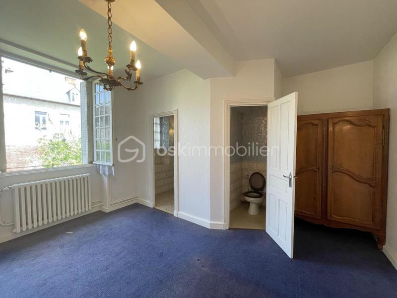 Demeure - 203 m² - 10 pièces