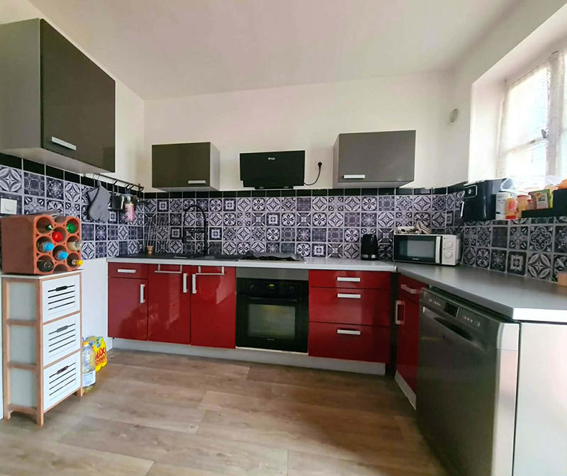 Maison - 98 m² - 5 pièces