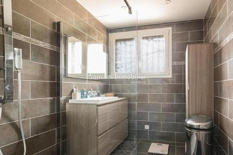 Villa - 270 m² - 7 pièces