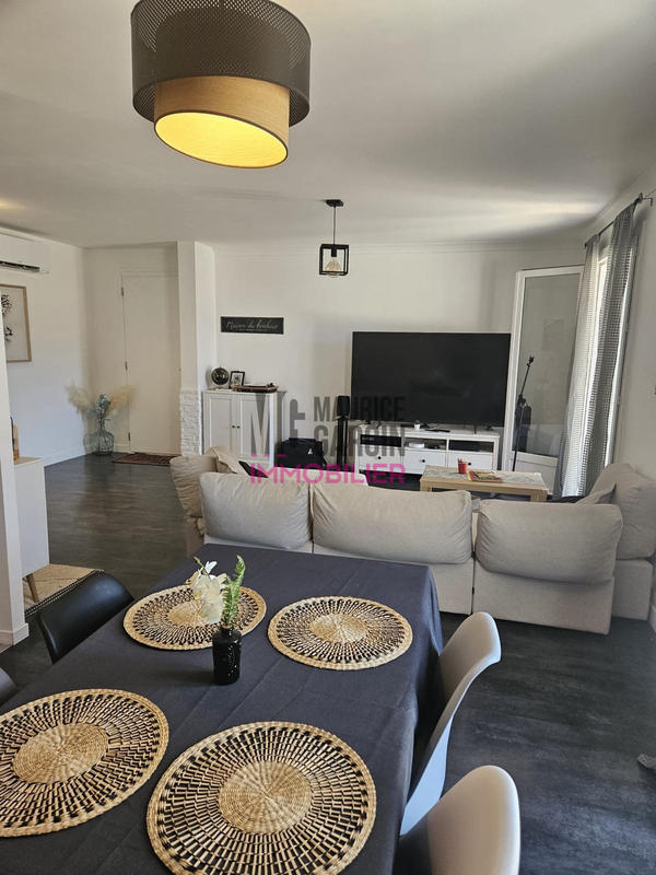 Maison - 110 m² - 4 pièces