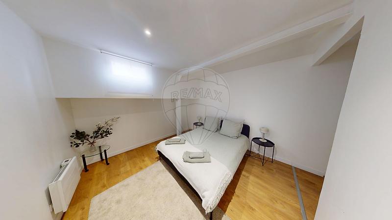 Local commercial - 190 m² - 6 pièces