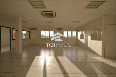 Bureau - 200 m²