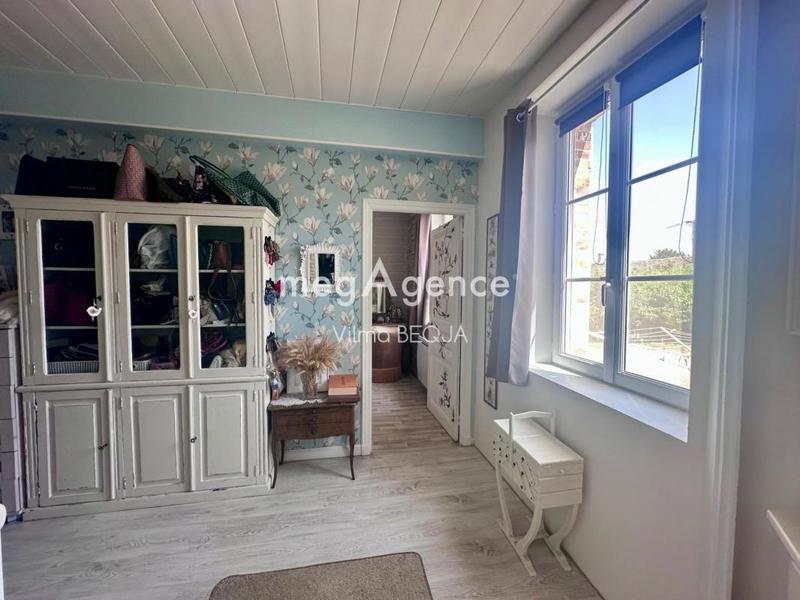 Maison - 179 m² - 7 pièces