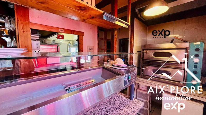 Fonds de commerce - 102 m²