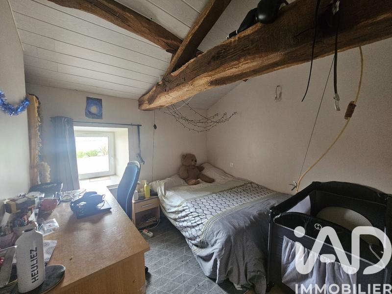 Maison - 242 m² - 7 pièces