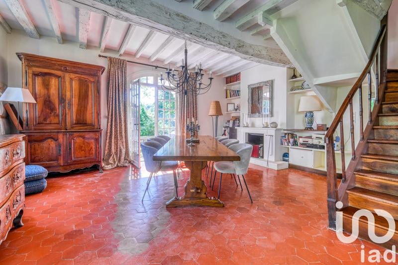 Maison - 315 m² - 11 pièces