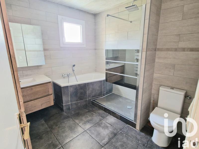 Maison - 107 m² - 6 pièces