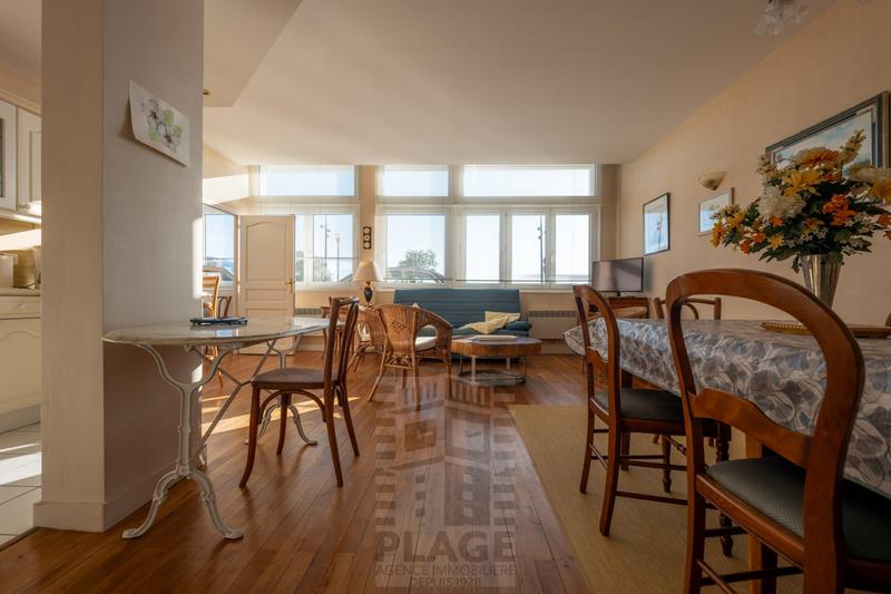 Appartement - 82 m² - 4 pièces