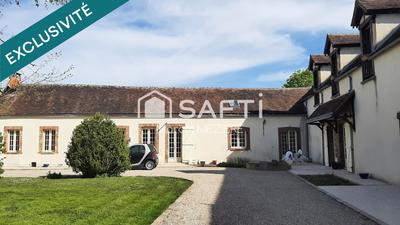 Propriété - 327 m² - 7 pièces