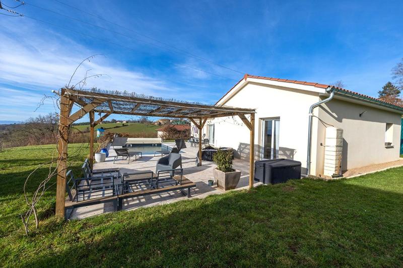 Villa - 122 m² - 5 pièces