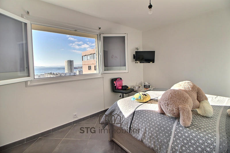 Appartement - 75 m² - 4 pièces