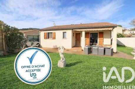 Maison - 92 m² - 4 pièces