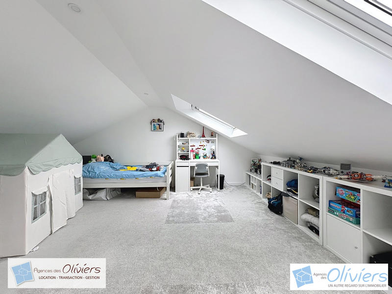 Maison - 91 m² - 5 pièces