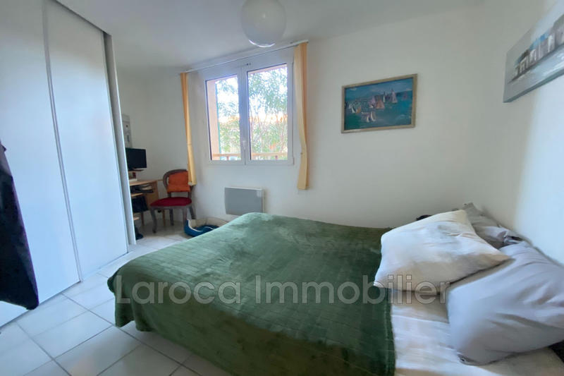 Villa - 100 m² - 5 pièces