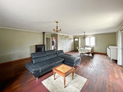 Maison - 94 m² - 4 pièces