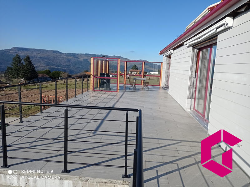 Villa - 205 m² - 4 pièces